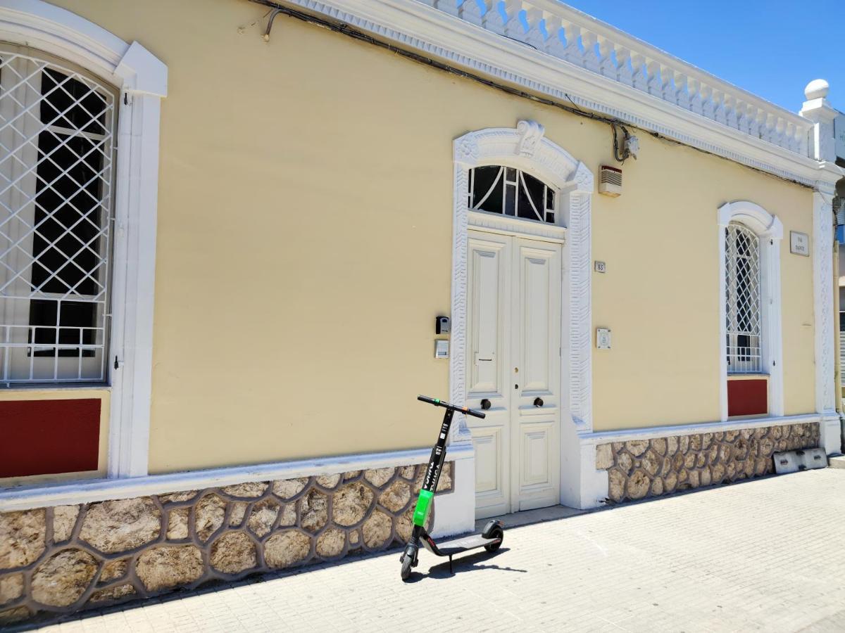 Hibiscus Comfort Stay Quartu Sant'Elena Eksteriør billede